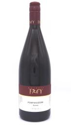 Portugieser Rotwein feinherb Weingut  Frey