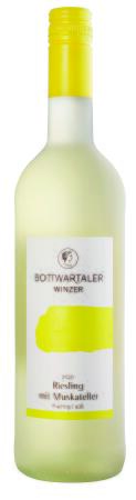 2021 Riesling mit Muskateller QbA fruchtig  süß